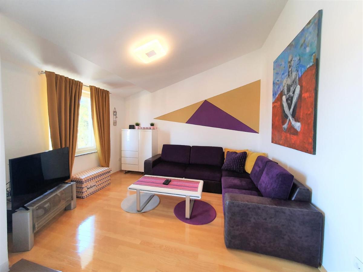 Apartment La God Malinska Exterior photo